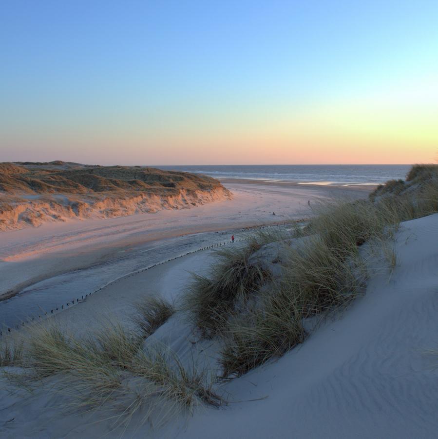 Henne Molle A Badehotel Henne Strand Exterior foto
